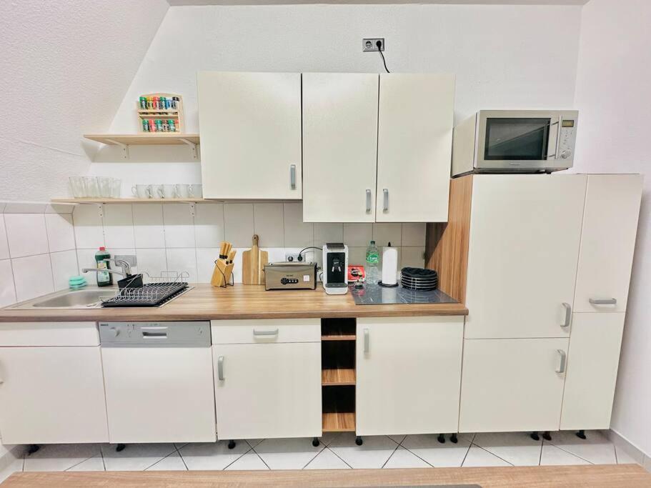 Loft Mit Billard-Tisch Und Ps4 Apartment Вупертал Екстериор снимка