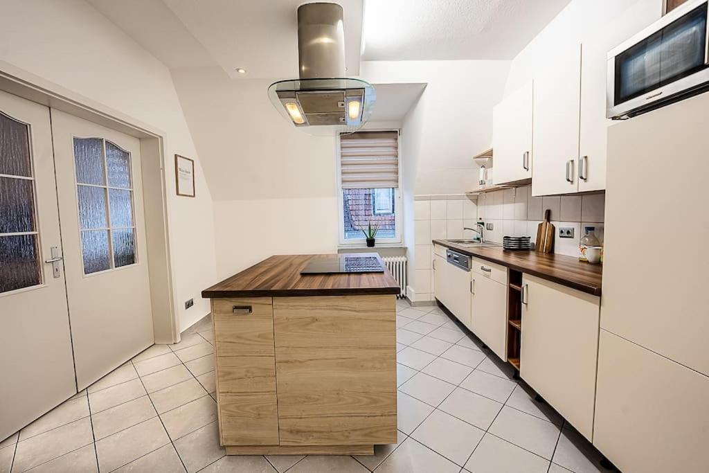 Loft Mit Billard-Tisch Und Ps4 Apartment Вупертал Екстериор снимка
